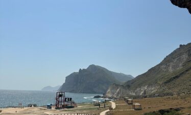 Marneef Cave Salalah coastal viewpoint Oman