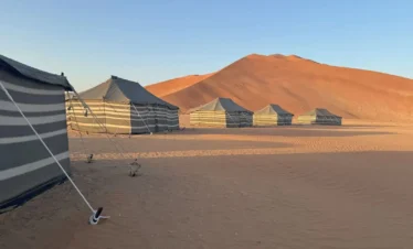 traditional desert tent experience in Rub Al Khali overnight safari