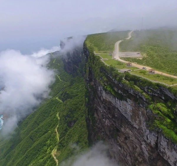 3 Nights – 4 Days Khareef Salalah Package
